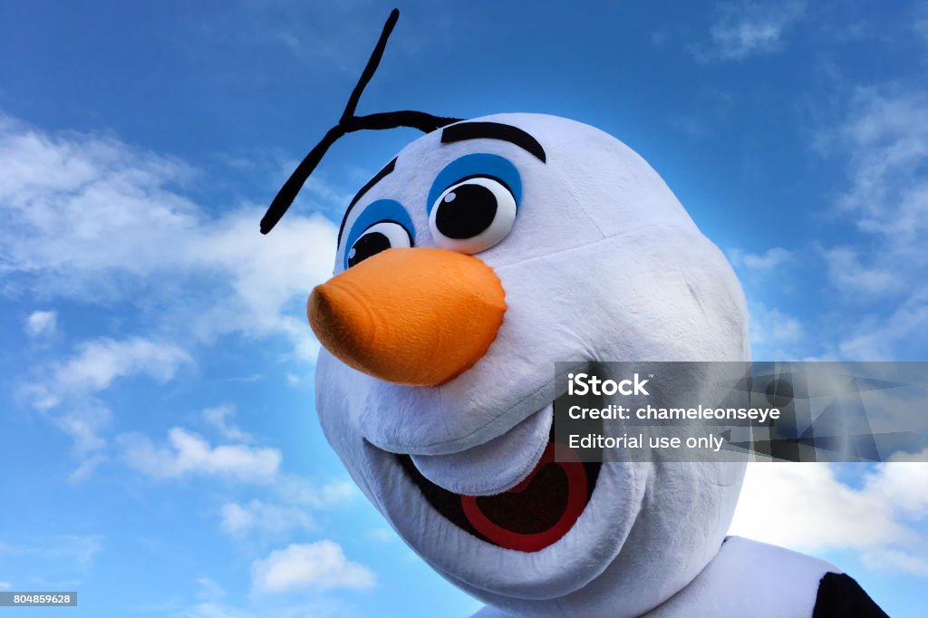 Muñeco De Nieve De Olaf Foto de stock y más banco de imágenes de Helado - Condición - Helado - Condición, Largometrajes, Industria cinematográfica - iStock Muñeco De Nieve De Olaf Foto de stock y más banco de imágenes de Helado - Condición - Helado - Condición, Largometrajes, Industria cinematográfica - iStock