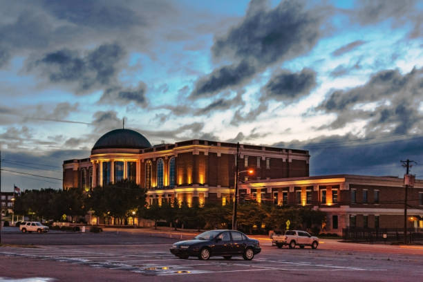 Warren County Justice Center is home to the U.S. District Court, Western District of Kentucky.