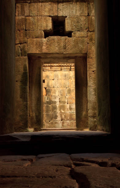 temple ankor wat in siem reap - ankor imagens e fotografias de stock