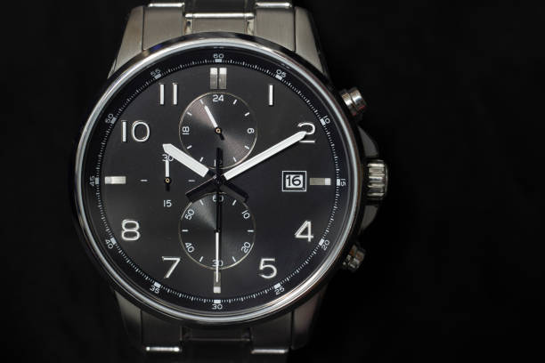 men´s 현대 블랙 스테인레스 스틸 시계 - watch close up luxury macro 뉴스 사진 이미지