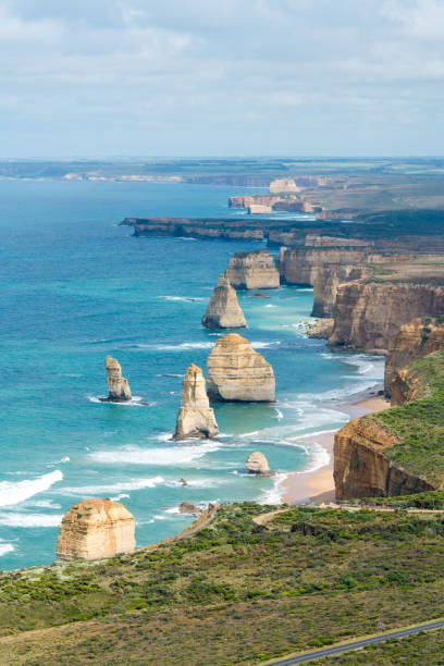 i dodici apostoli australiani - roccia dei dodici apostoli foto e immagini stock