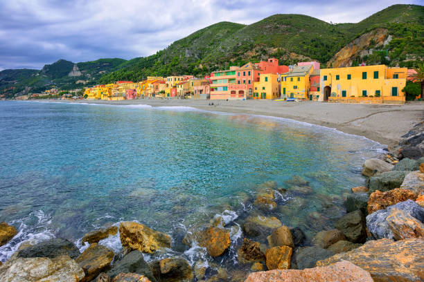 Colorful fisherman's houses on the sand beach lagoon Varigotti, Liguria, Italy Colorful fisherman's houses on the sand beach lagoon on italian Riviera in Varigotti, Savona, Liguria, Italy varigotti stock pictures, royalty-free photos & images