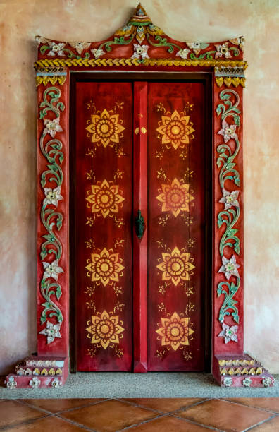 istock Wooden red door 806056794