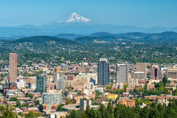 istock Downtown Portland, Oregon 806064990