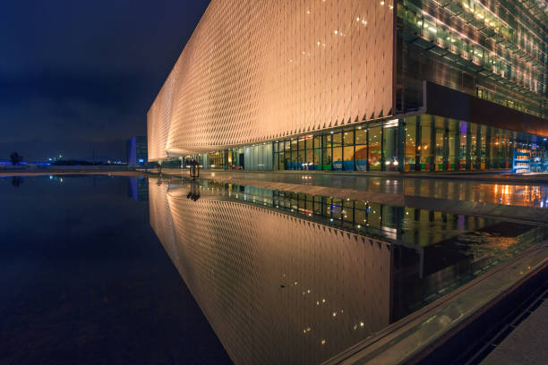 istock The Shenzhen Library of Baoan at night 806173096
