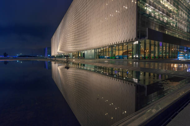 istock The Shenzhen Library of Baoan at night 806173228