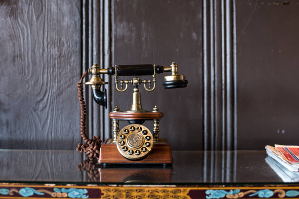istock antique telephone 806184090
