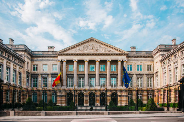 parlamento federal belgo, bruselas. - parliament building fotografías e imágenes de stock