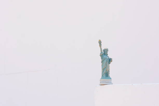 istock Statues of Liberty on a white background 806223860