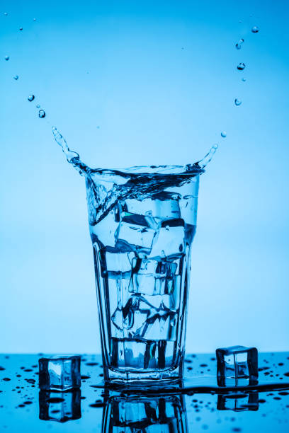 istock Splashing water from a glass 806261524