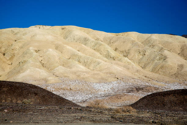 死の谷のザブリスキー ポイント - driest ストックフォトと画像
