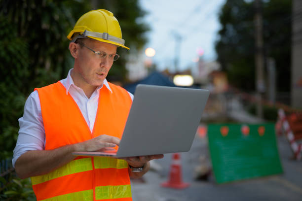 istock Portrait of mature man construction worker at the construction site 806667442