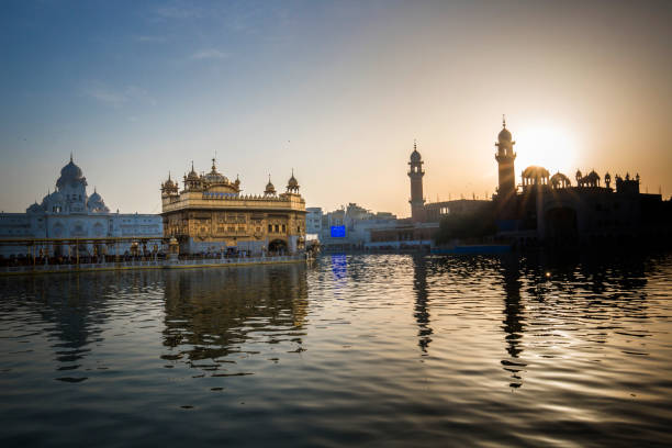istock golden temple or darbar sahib 806685784