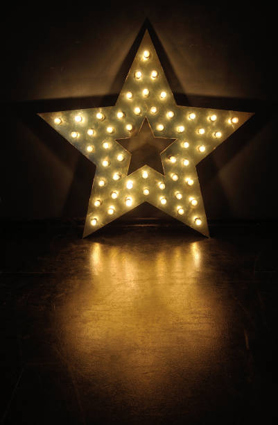 istock Big star of light bulbs 806701258