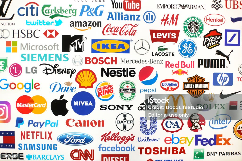 Foto De Marcas Famosas E Mais Fotos De Stock De Adidas Adidas Puma foto-de-marcas-famosas-e-mais-fotos-de-stock-de-adidas-adidas-puma
