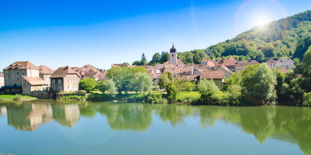 istock town in France 806765776