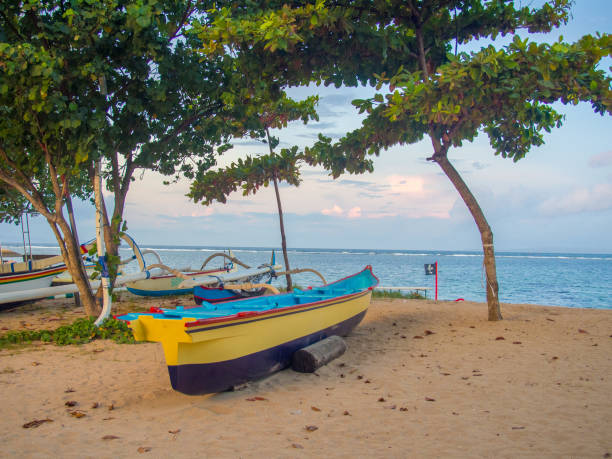 istock Traditional fishing boat on the beach 806832066