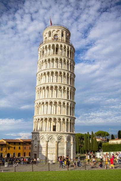 istock Leaning Tower of Pisa, Italy 806884024