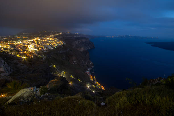 istock Seacoast of Santorini, Greece 806900988