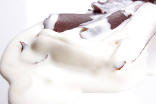 istock Warm ice cream for children 806975622