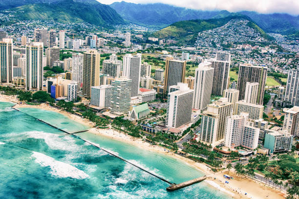 istock Waikiki Aerial on Oahu 807064994