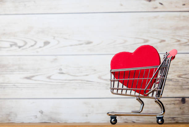 istock shopping cart and toy 807098478