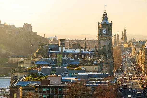istock Old town Edinburgh and Edinburgh castle 807117650