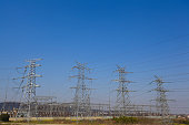 die-hohe-spannung-der-strom-sendemasten.jpg?b=1&s=170x170&k=20&c=Qbv9AwKs7Ep-wOTKNWs4H3iGEgqA0HHeRkBYrm5WBEw=