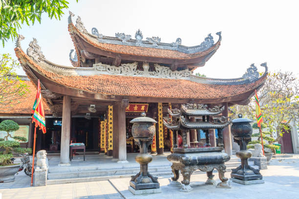 istock Vietnamese temple at Bac Ninh province 807278046