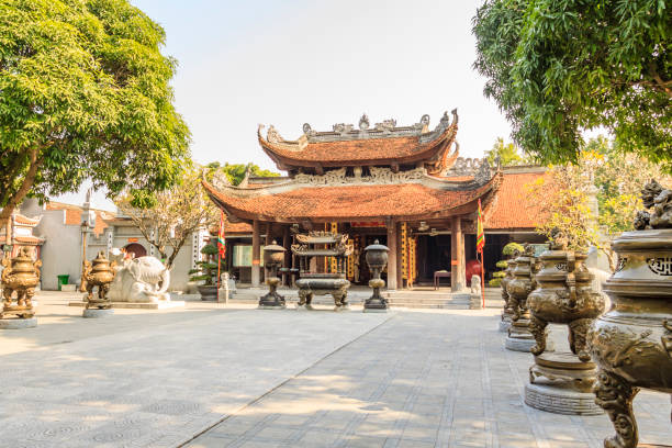 istock Vietnamese temple at Bac Ninh province 807280746