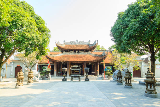 istock Vietnamese temple at Bac Ninh province 807281038