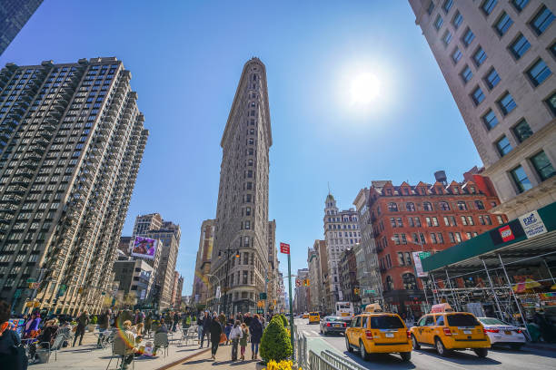 istock Historic Flatiron Building on Fifth Avenue 807318992