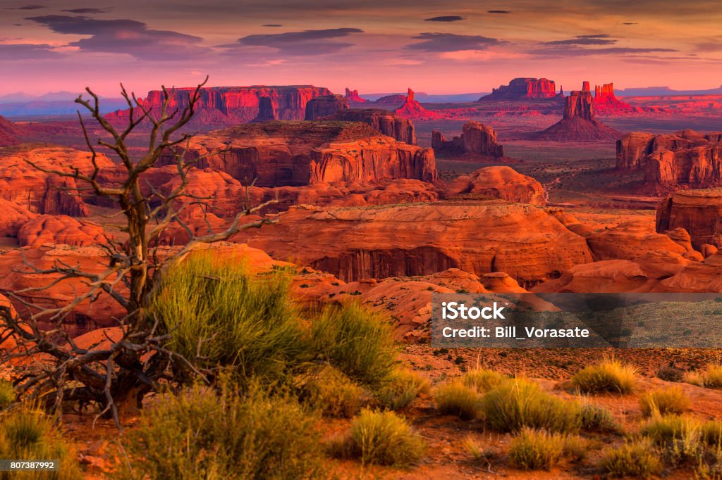 Hunts Mesa navajo tribal majesty place near Monument Valley, Arizona, USA Sunrise in Hunts Mesa navajo tribal majesty place near Monument Valley, Arizona, USA Grand Canyon Stock Photo