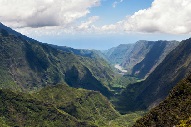istock lookout on  mountains cirque, reunion island 807582614