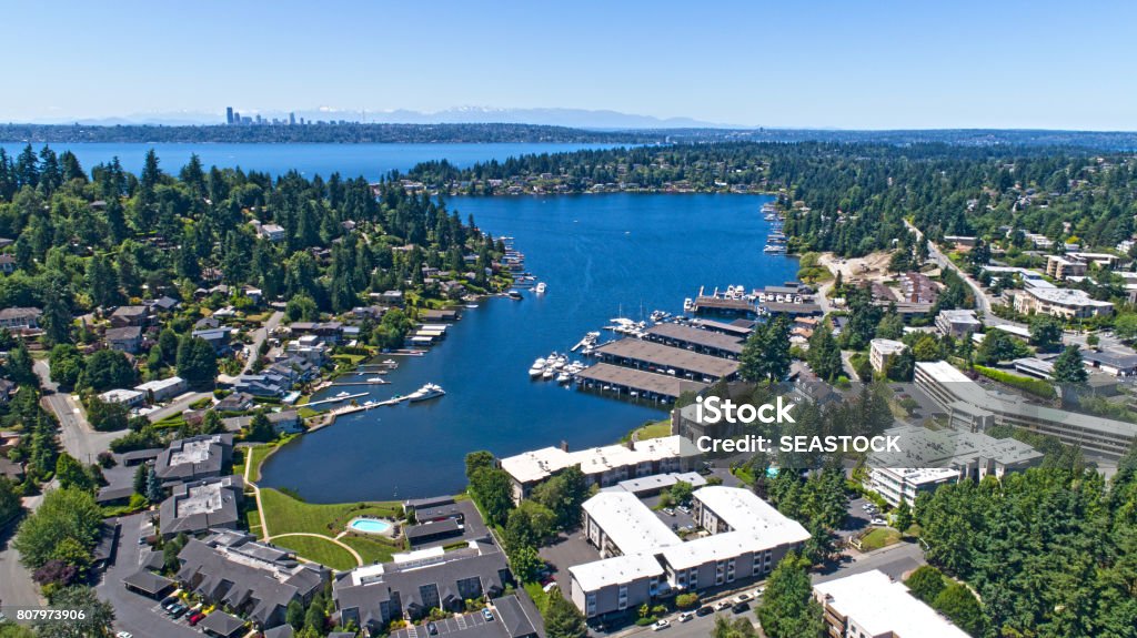 Vue aérienne de Bellevue Washington de Meydenbauer Bay baleiniers Cove - Photo de Bellevue - État de Washington libre de droits