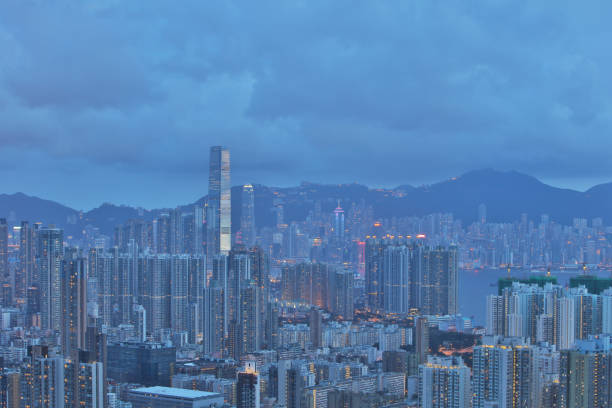 istock Hong Kong Downtown night 2016 808206134