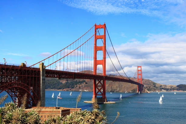 puente golden gate - gold gate bridge san francisco county fotografías e imágenes de stock