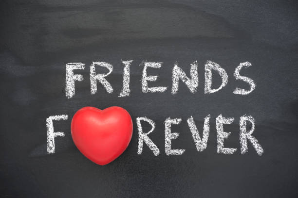 istock friends forever heart 808705350