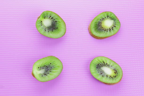 istock Kiwi pop art on white and black background 808828746