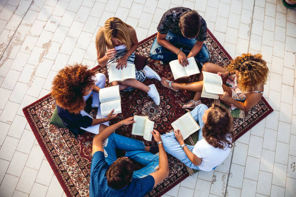 istock Public books reading with friends 808834616
