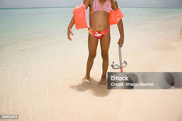 Mädchen Am Meer Stockfoto und mehr Bilder von Bikini - Bikini, Mädchen, Ein Mädchen allein