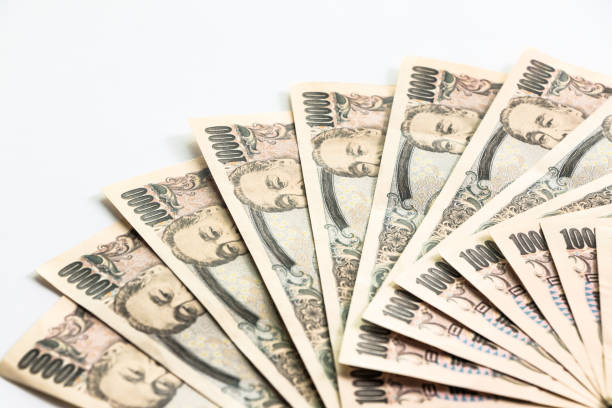 istock Money yen, many 10,000 yen bills 810098996