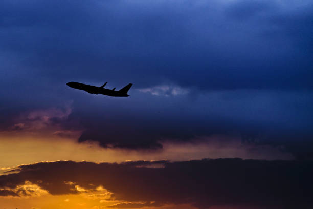 istock Plane Leaving City, Guayaquil, Ecuador 810124914