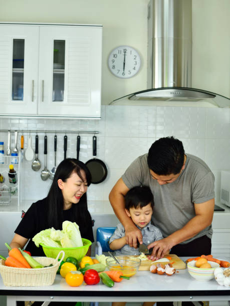istock Happy family 810130326