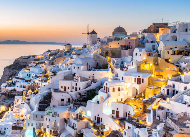 istock Oia, Santorini - Greece 810803416