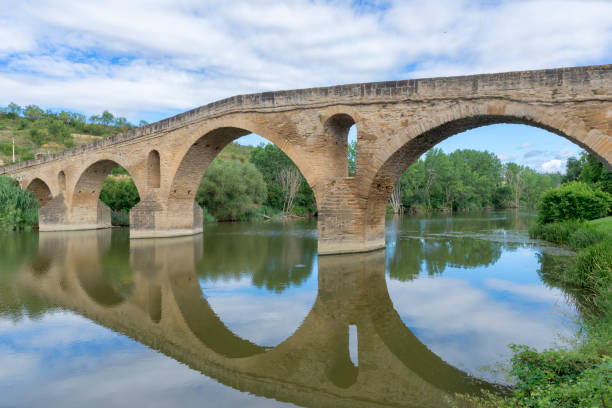 istock Bridge the queen on the way to Santiago 810891480