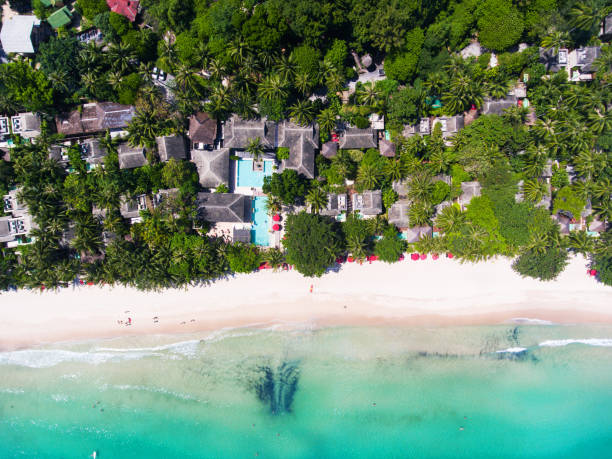 istock Aerial view of the beach area 811094402