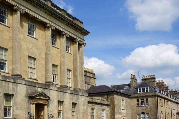 istock Beginning of the Royal Crescent, Bath, England 811119776