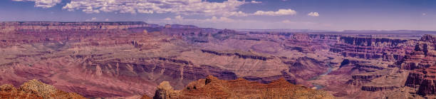 istock Sunrise over the Grand Canyon 811174374