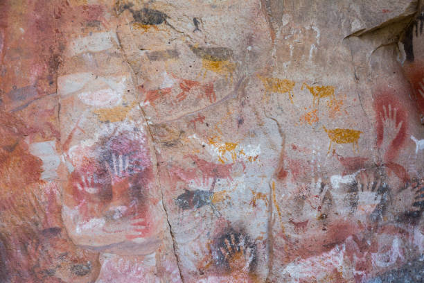 istock Cave paintings in Cueva de las Manos 811233666